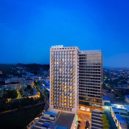Hotel Harper Premier Nagoya Batam Esterno foto