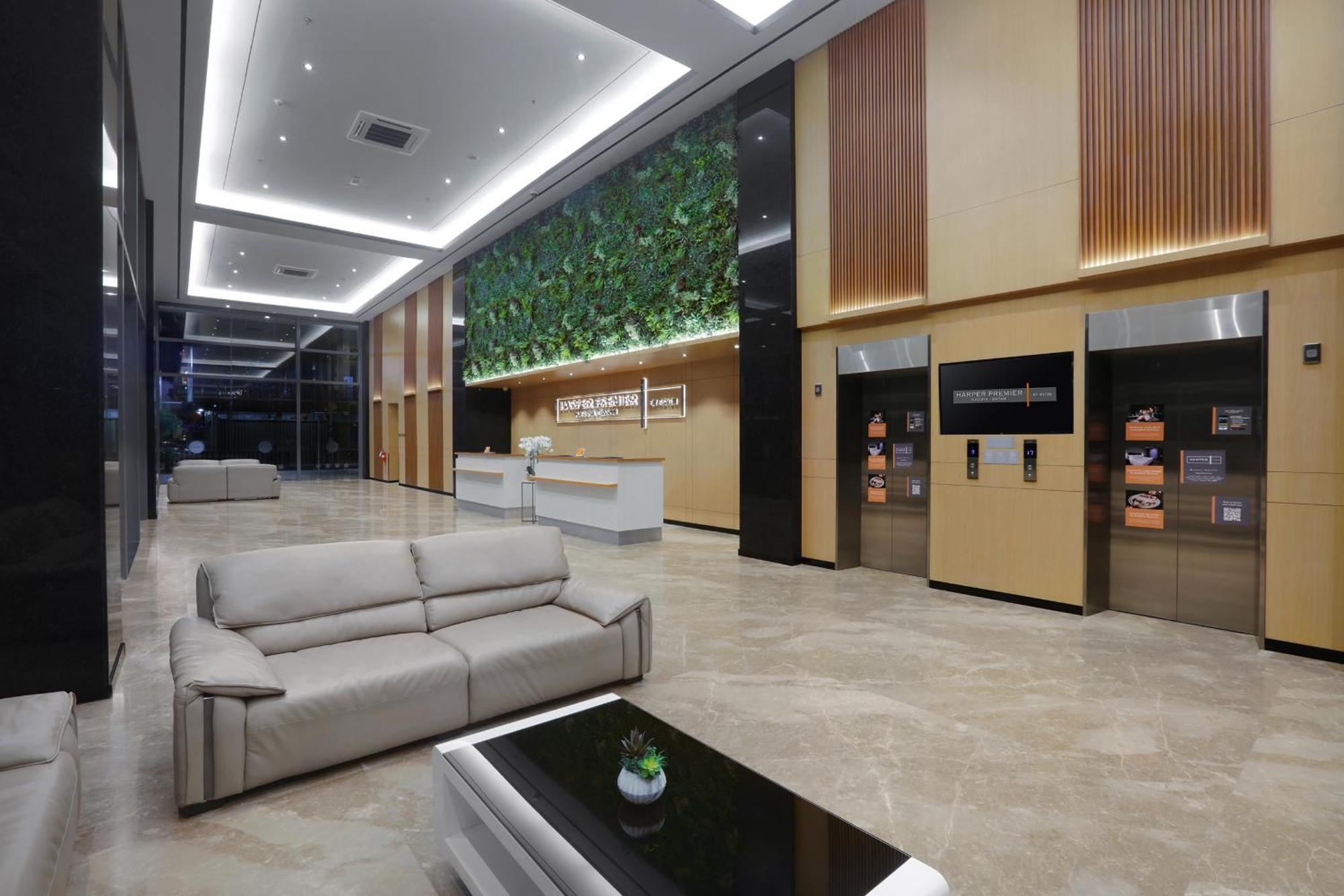 Hotel Harper Premier Nagoya Batam Esterno foto