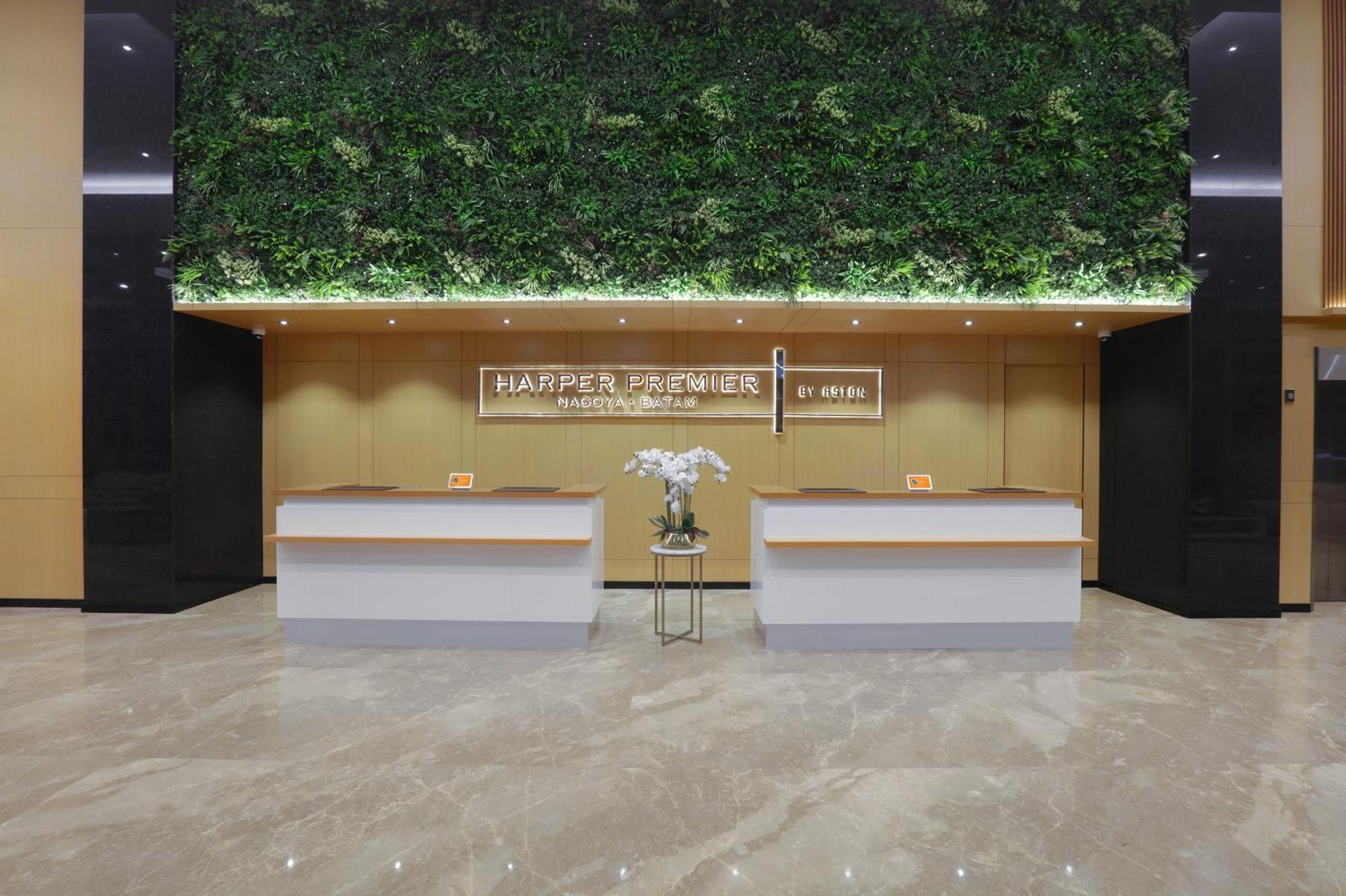 Hotel Harper Premier Nagoya Batam Esterno foto